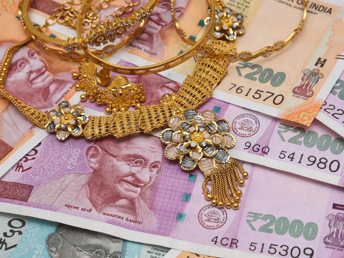 Gold, commercial lending give smaller private banks a margin edge