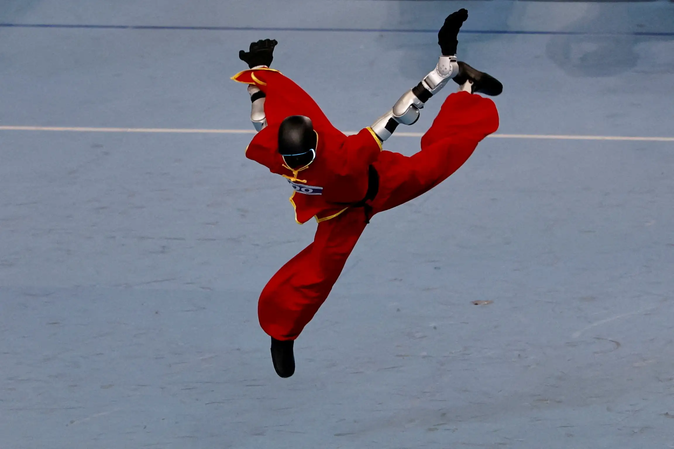 China slows humanoid robot IPO rush as hype outruns reality