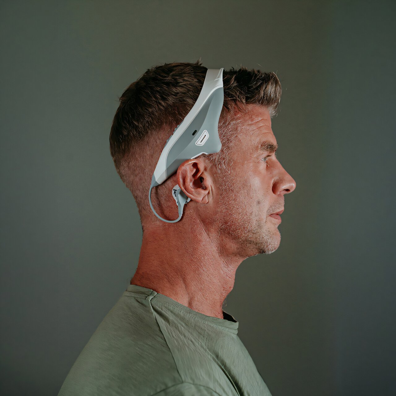 At-home electrical vestibular stimulation headset could ease PTSD symptoms