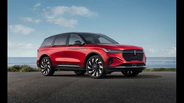 Premium Midsize SUVs Remain Europe’s Most Competitive Luxury Vehicle Segment
