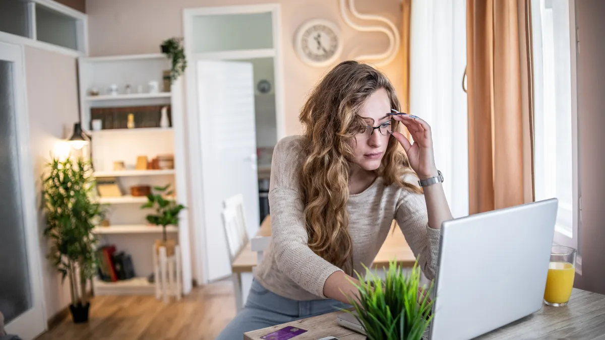 More lower-income households feel financially vulnerable