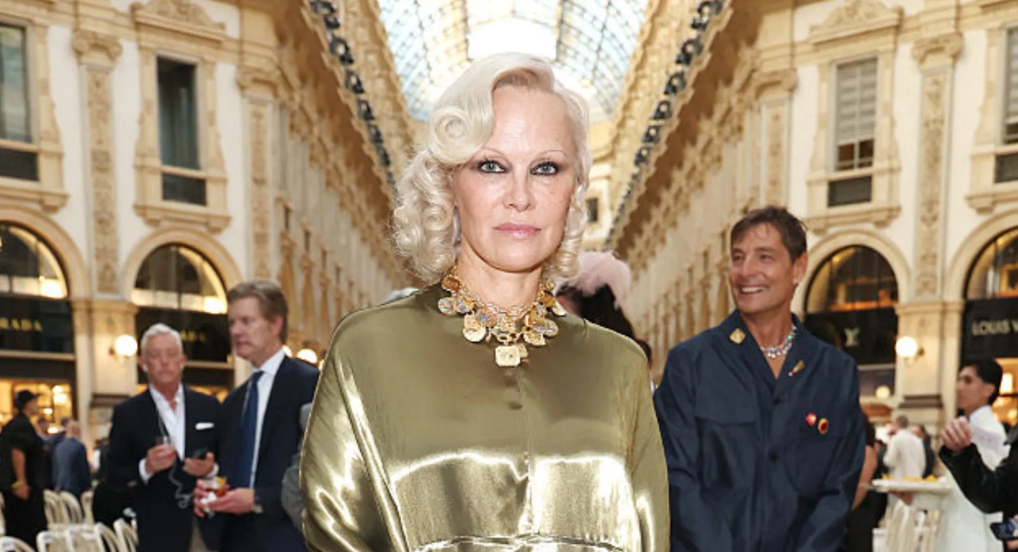 Is Pamela Anderson Making Up With Makeup?