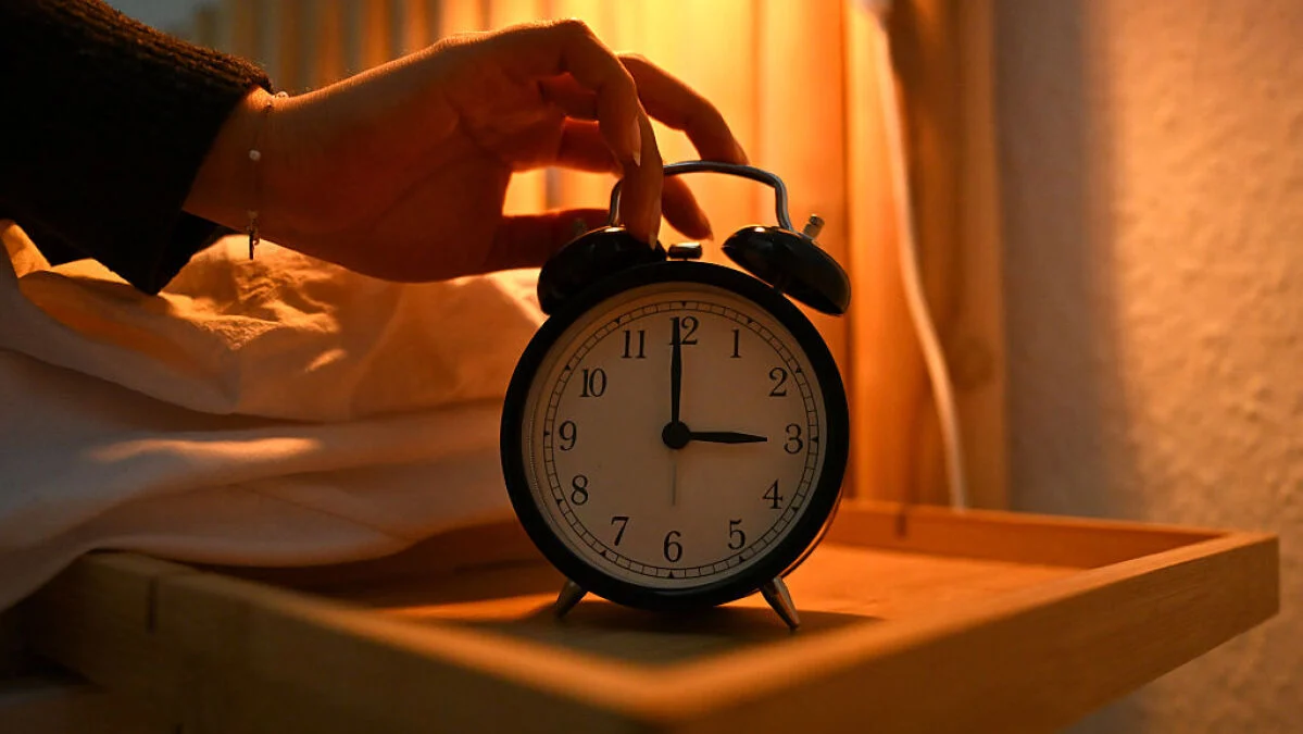 Daylight saving time: When the clocks change this fall
