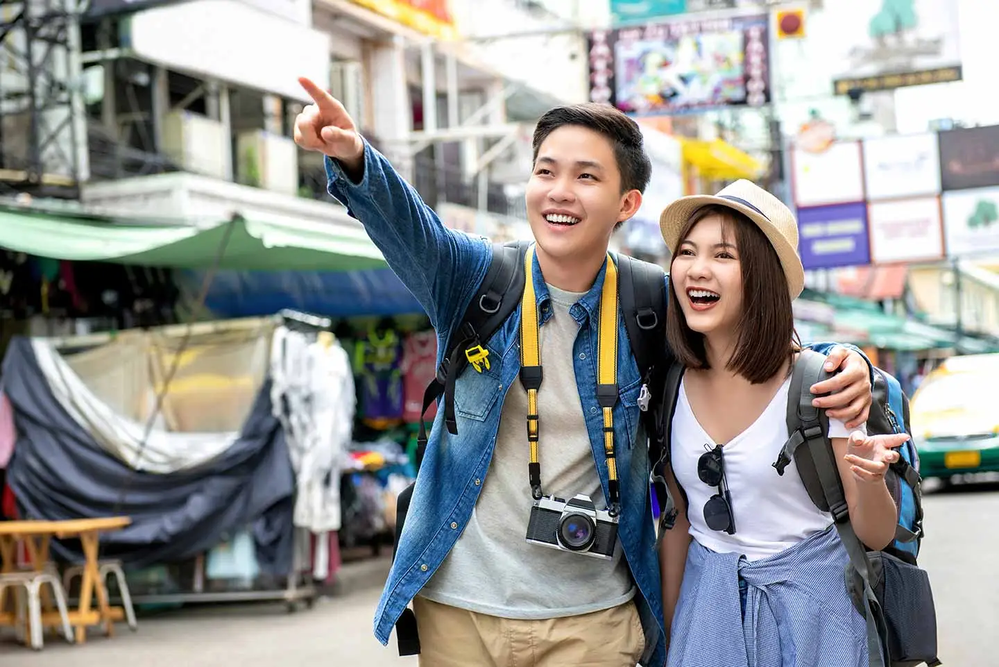 Mainland Chinese Tourists Flock to Hong Kong Trails as Spending Slows