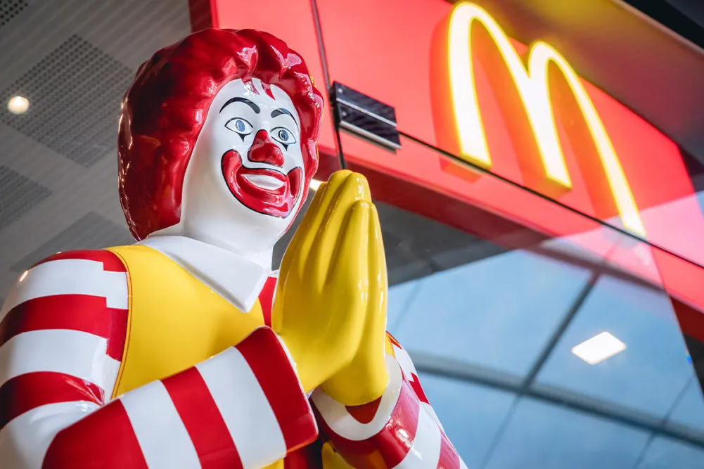 McDonald’s Tests Third-Party Ads on Screens Across 13,700 US Stores