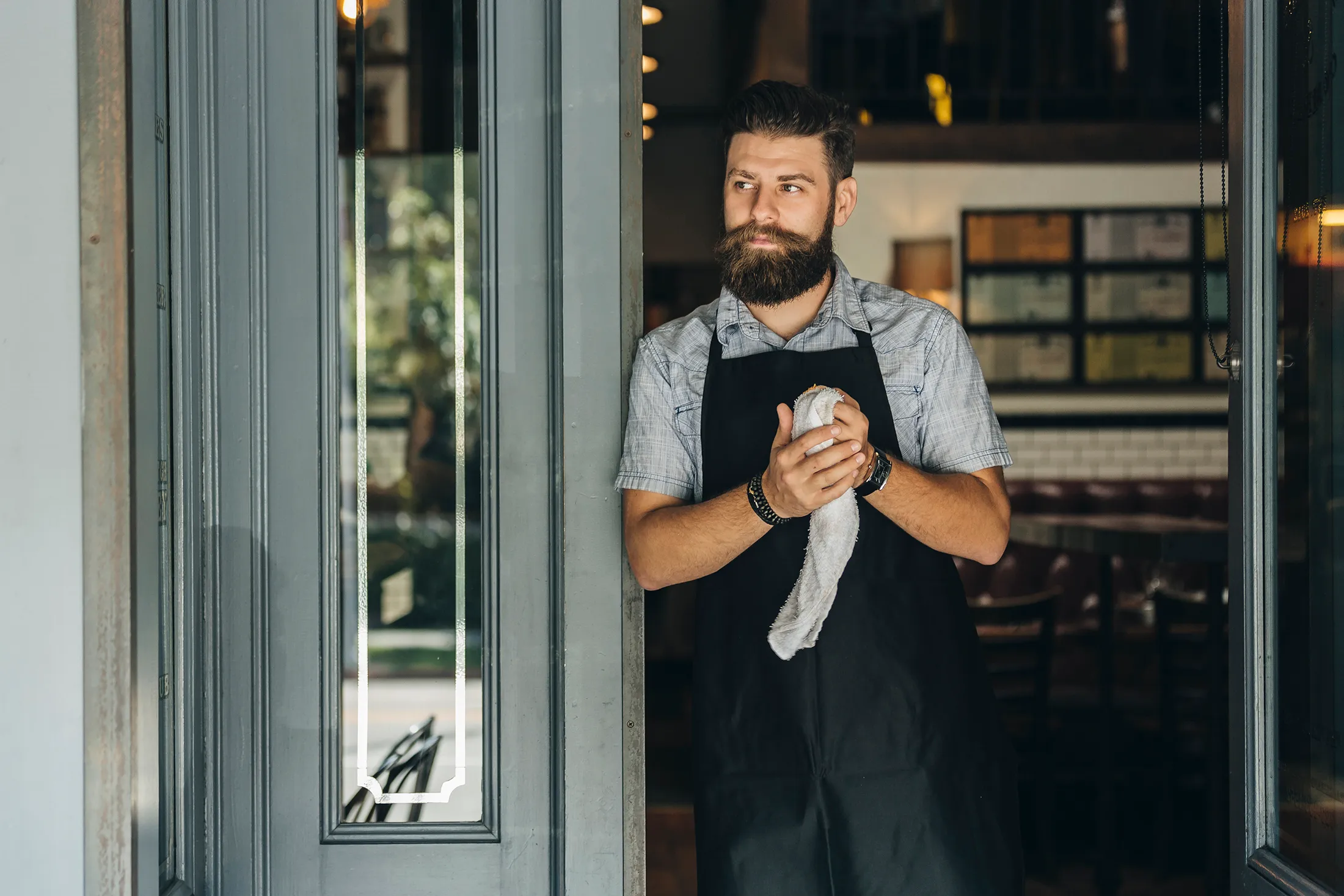 I Lost My Corporate Job While My Business Was Losing Money — Here’s 6 Lessons I Learned