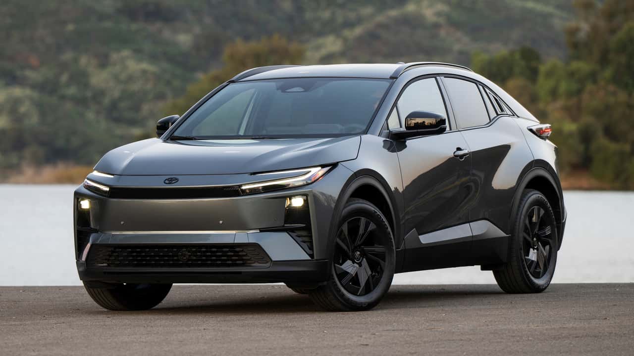 EV Sales Plunge 31% In July, Hybrids Soar 86%