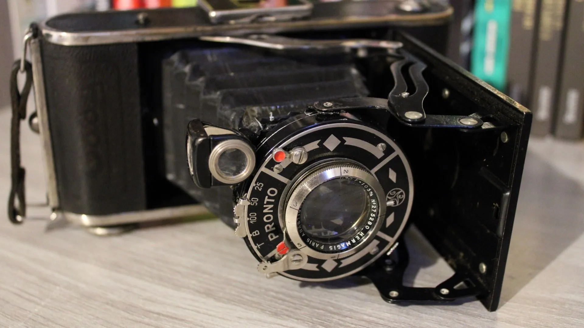 Scientists modify regular camera to measure how well solar cells perform