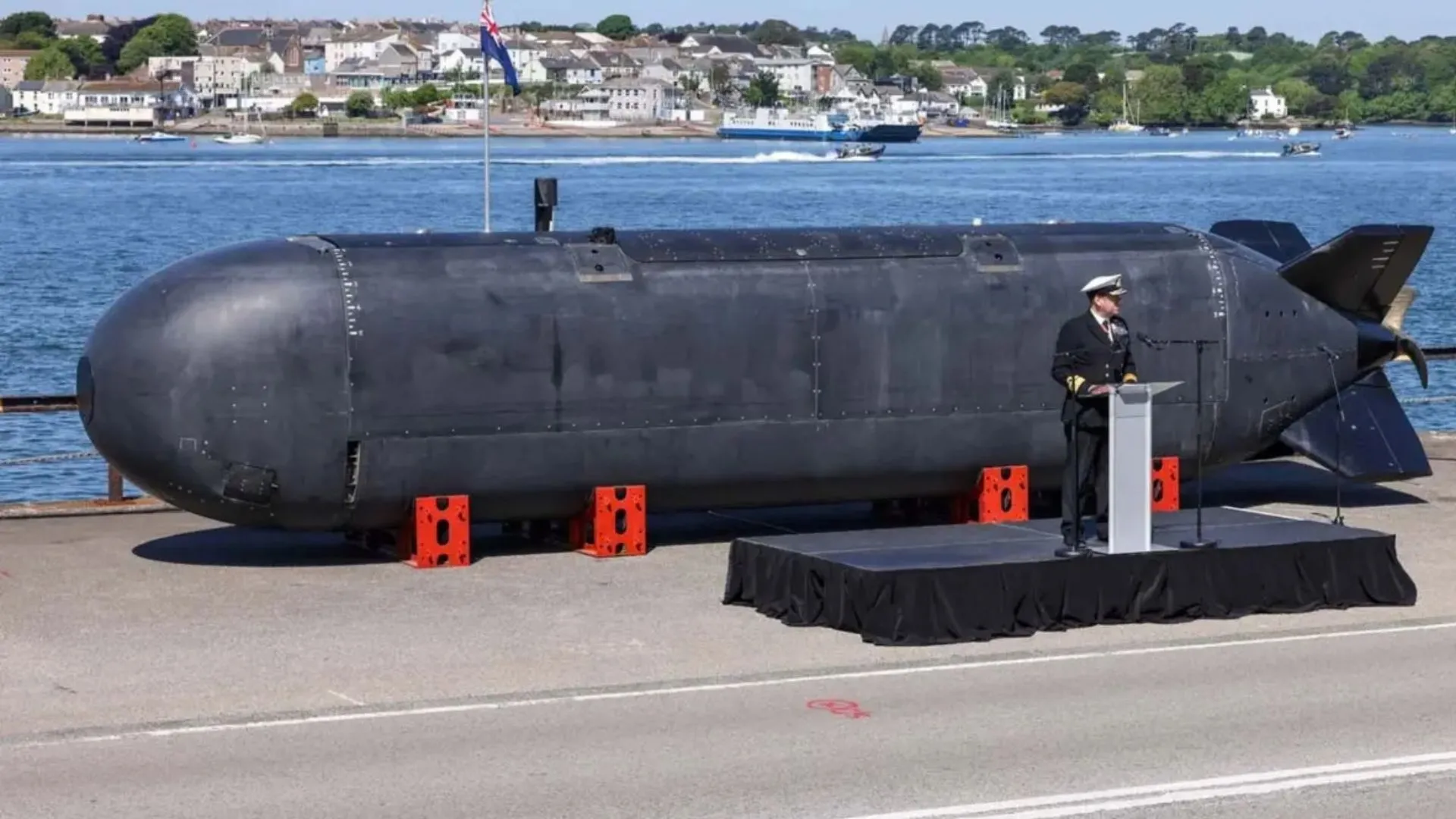 First-ever: US, UK team up to launch heavyweight torpedo from submarine drone