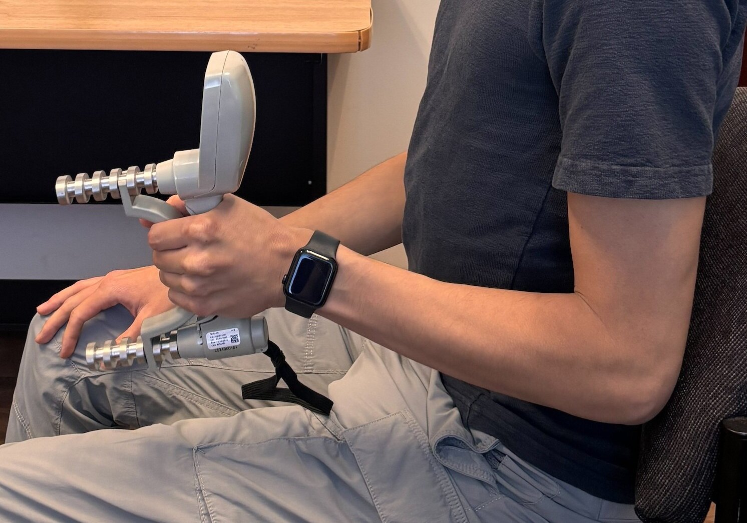 Frailty affects cognitive impairment differently in men and women with chronic kidney disease