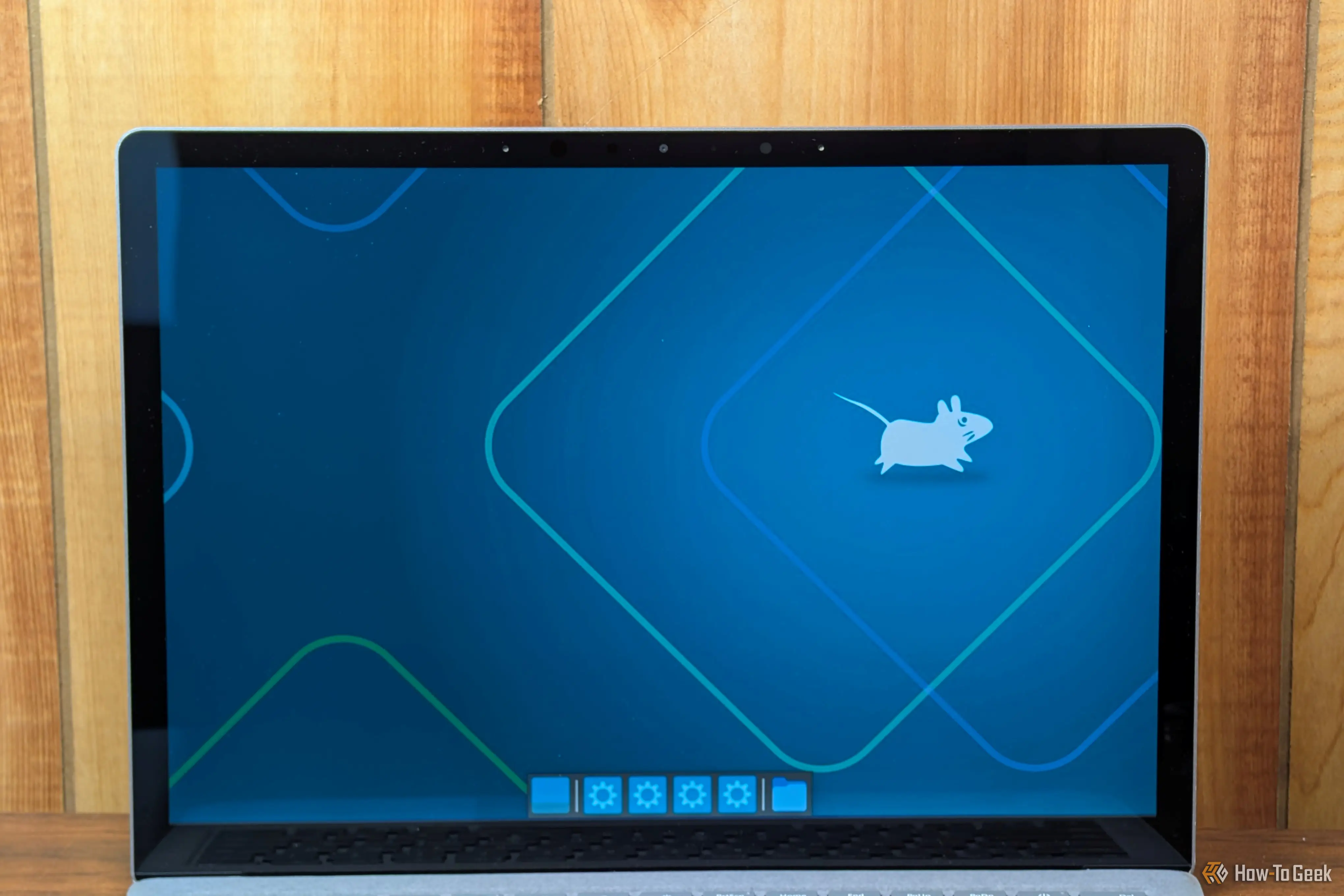 Every distro should steal these 3 easy setup features from MX Linux