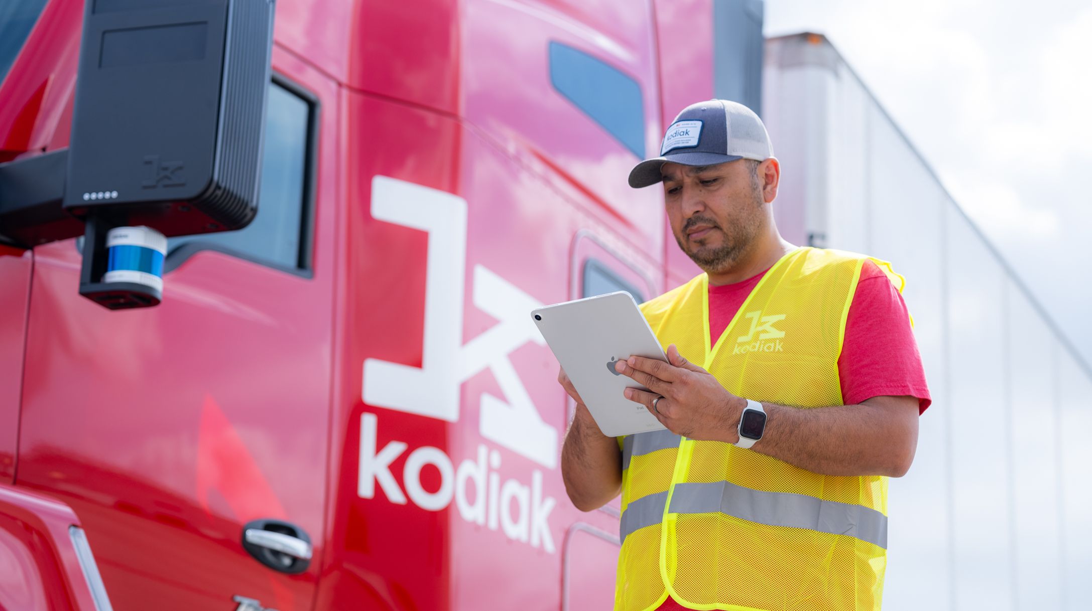 Kodiak and PrePass integrate autonomous truck inspections with roadside screening