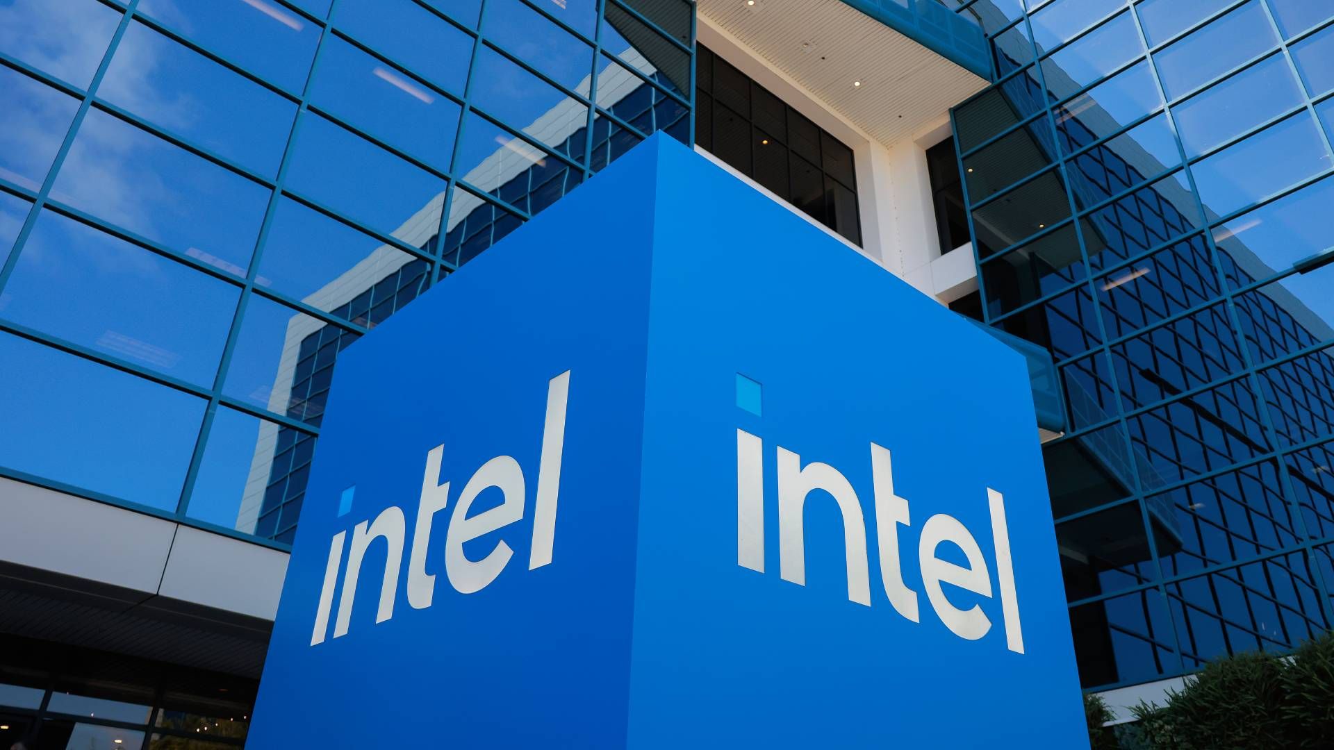 Apple, Nvidia, Google, Microsoft...pretty much all the big US players in the chip business are reportedly evaluating Intel's new 14A node