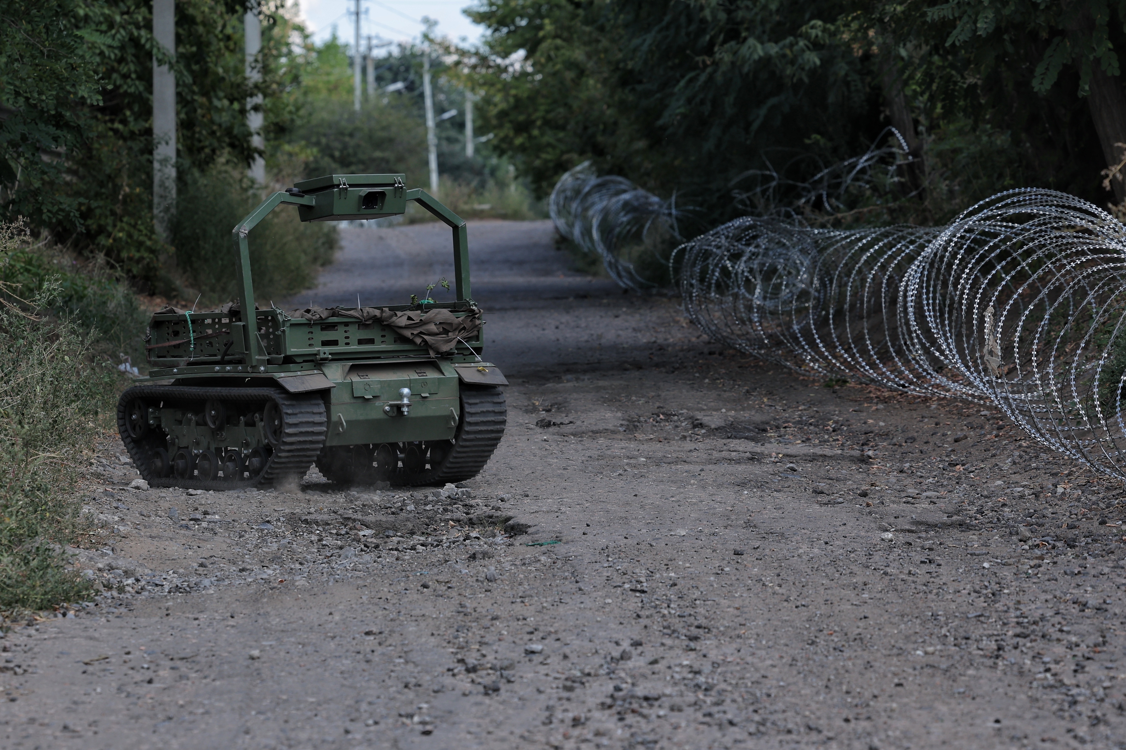 Robots make combat airdrops, clear mines as Ukraine defeats Russian pincer
