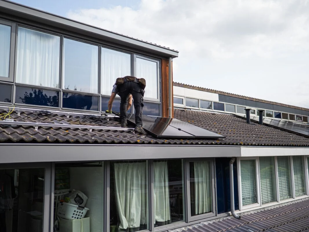 The US plug-in solar divide: A state-by-state race to unlock the market