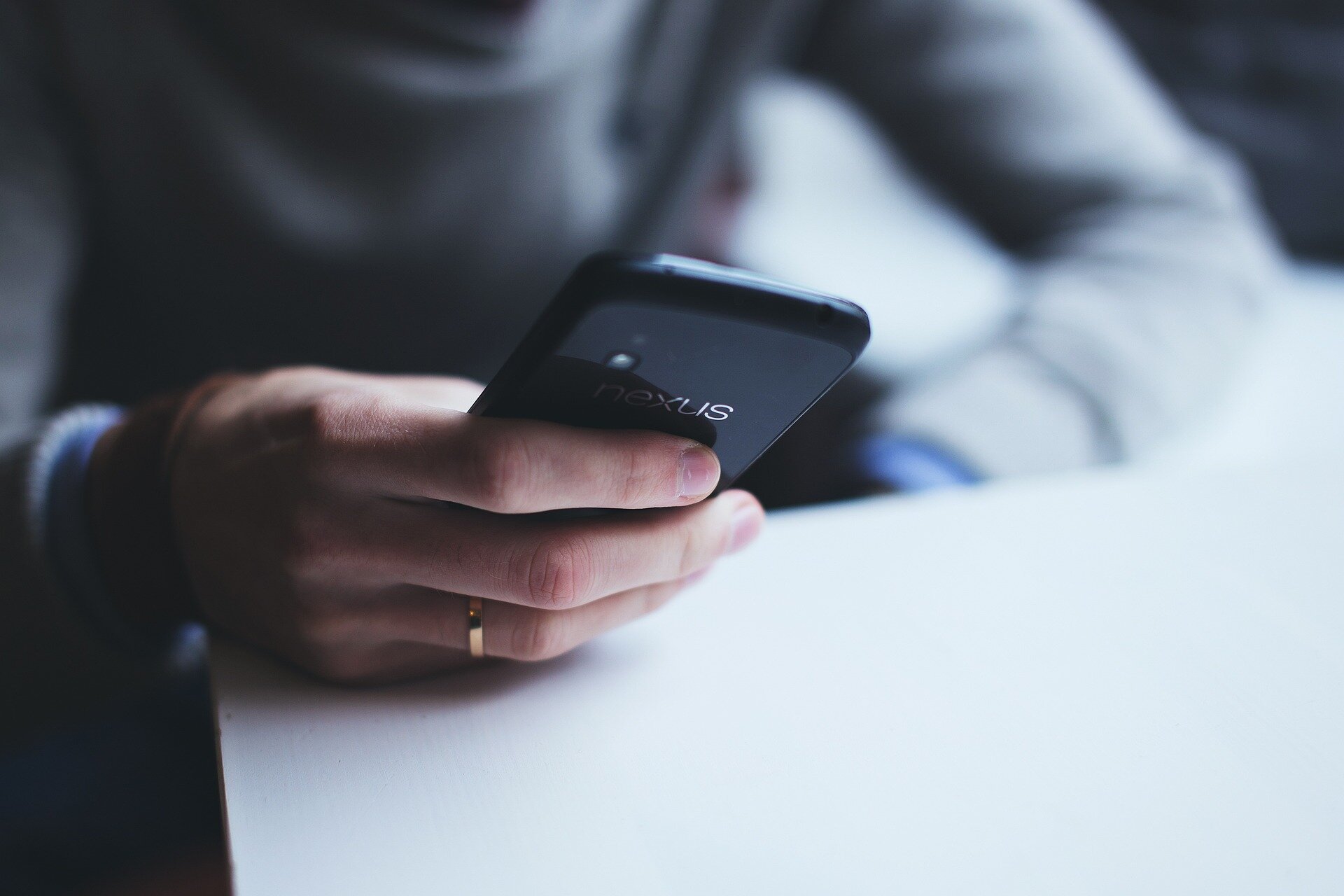 Crisis text tool predicts imminent suicide risk in new chats after training on 16,000 conversations