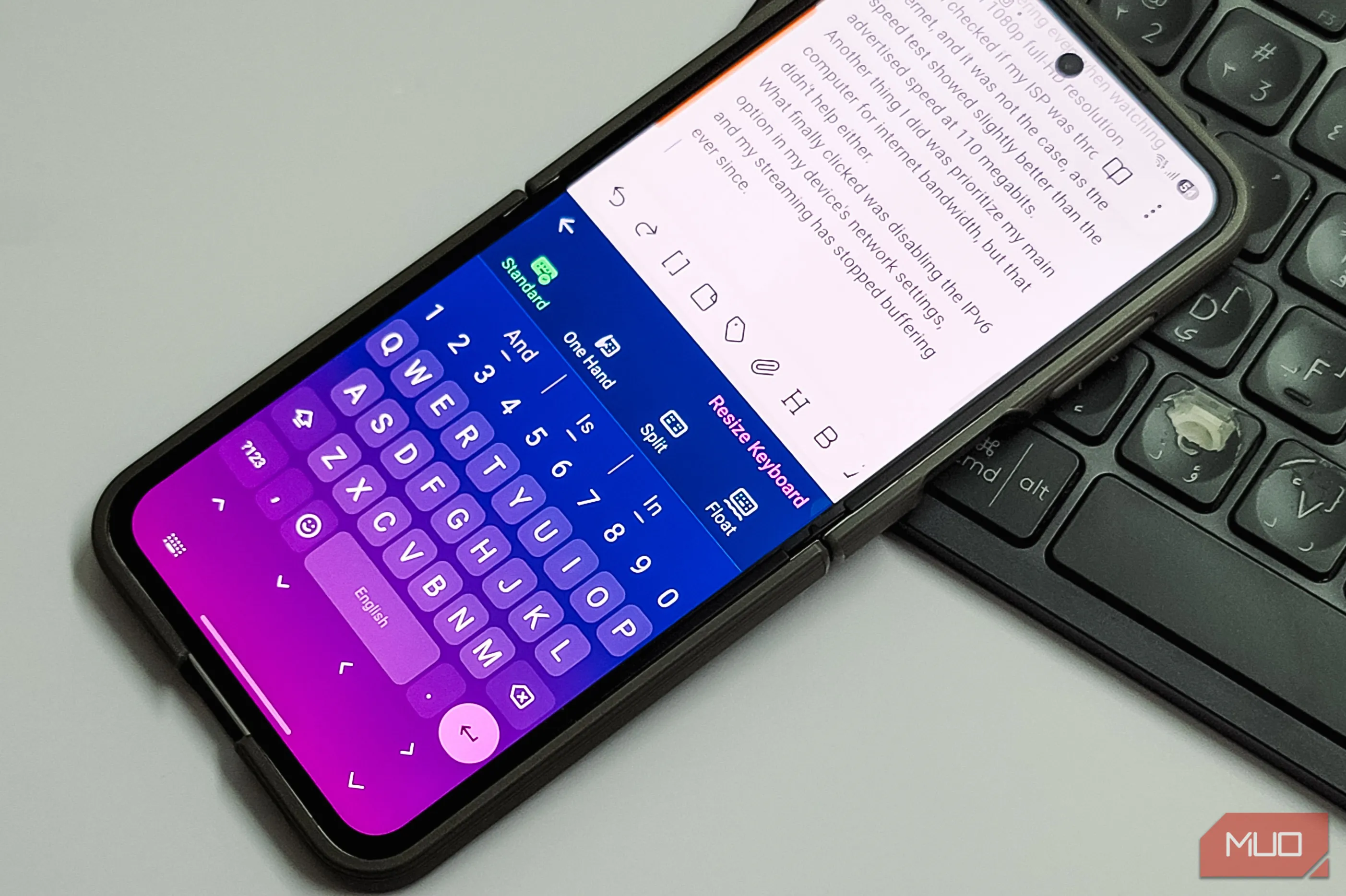 I replaced Google's Gboard with a keyboard that never needs the internet
