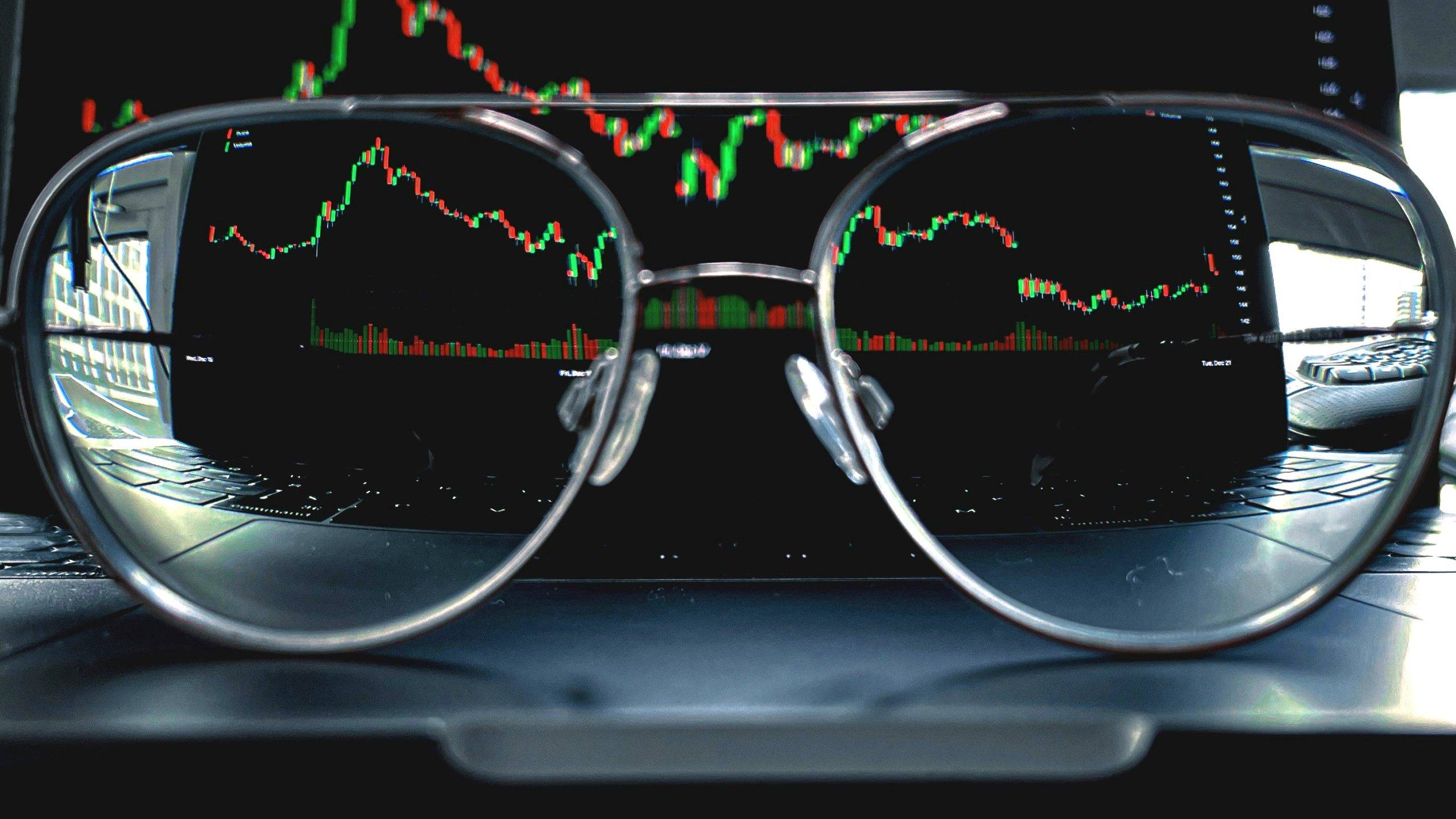People More Interested in Buying Bitcoin Than Investing in AI: Google Data