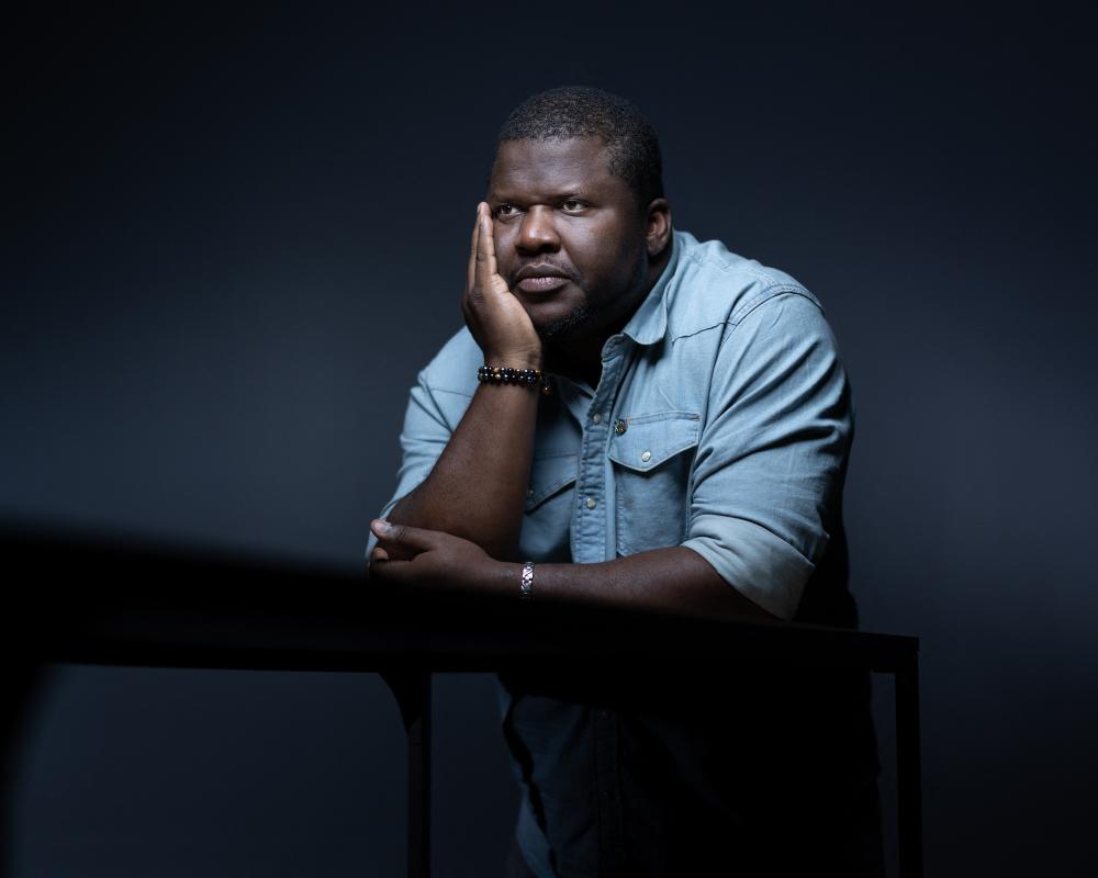 Novelist accused of using AI to write book removed from French prize list