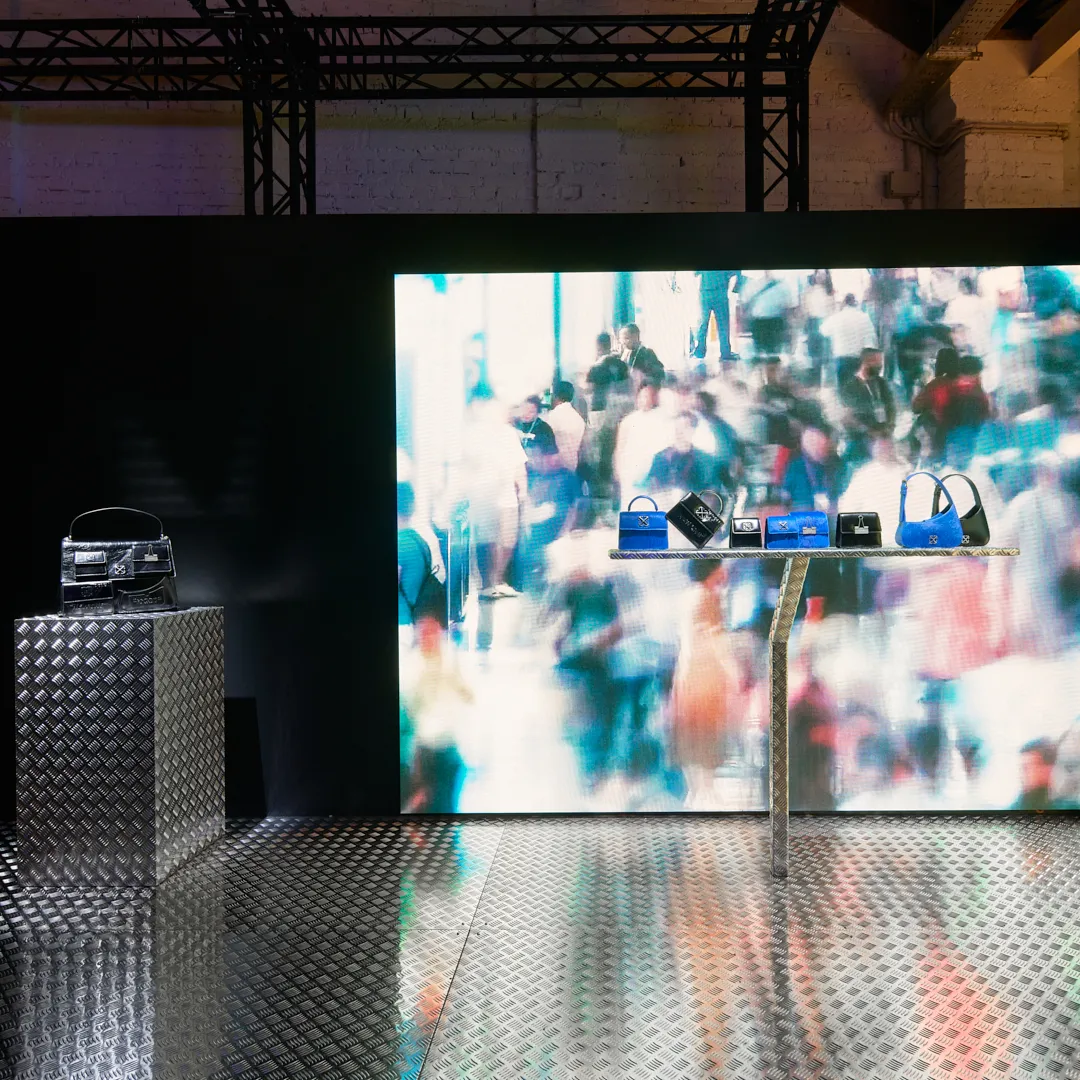 Off-White Unveils ‘Imaginary Palace’ at Milan Fashion Week for 10×10 Icons Reimagined