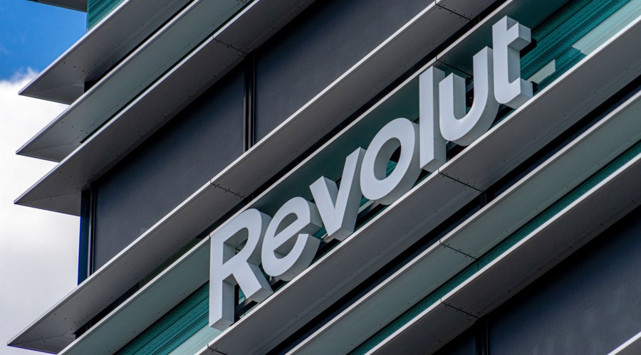 Revolut Wins Approval to Acquire Argentine Bank, Targets 2027 Launch