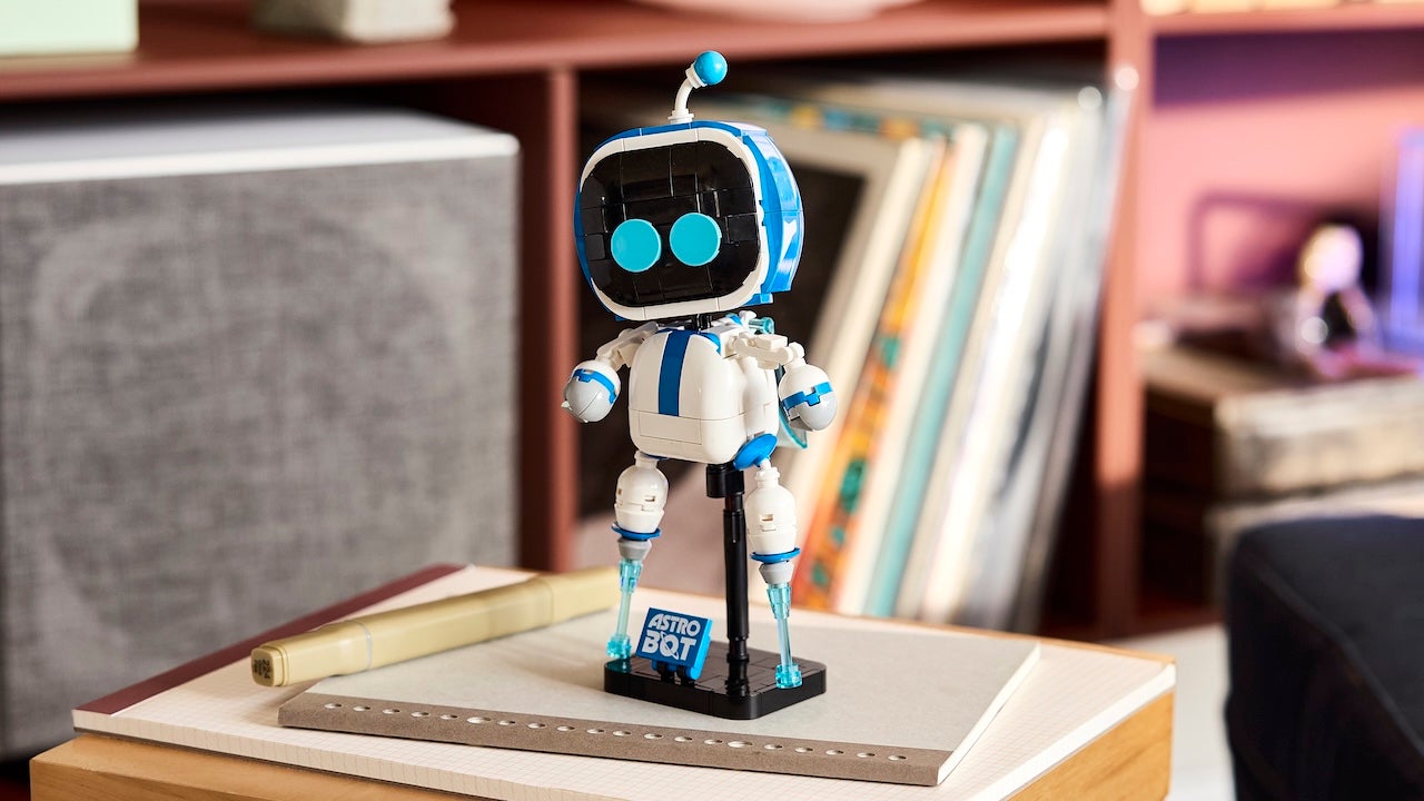 LEGO Astro Bot Set Confirmed as Free Gift with Purchase of PlayStation