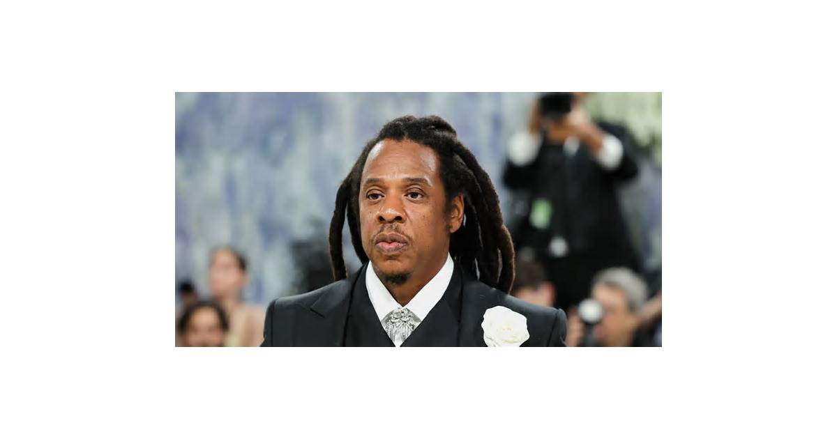 Jay-Z accuser recants rape allegation against the rapper