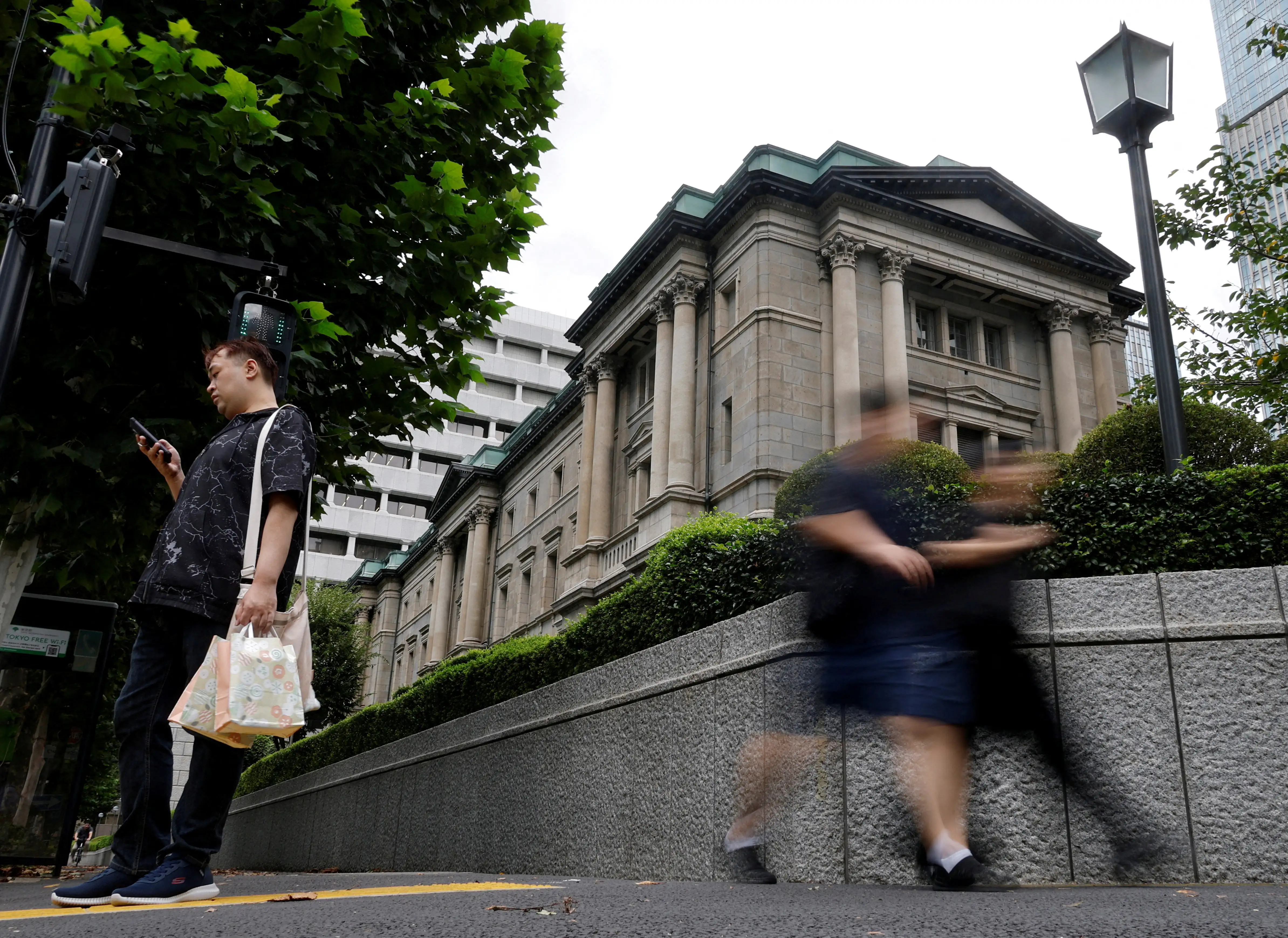 BOJ says AI boom may have eased financial conditions, warns of market risks