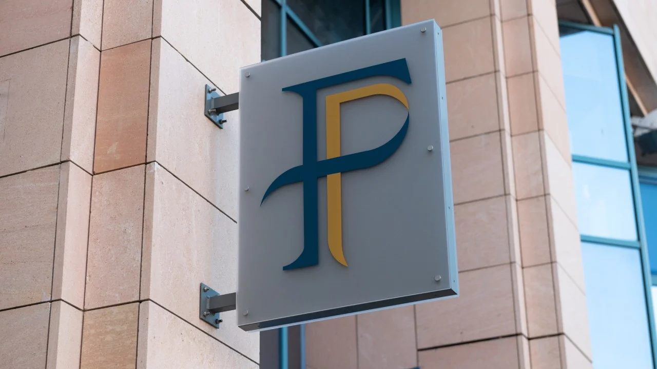 French Executives Propose Taxing Crypto-to-Stablecoin Conversions