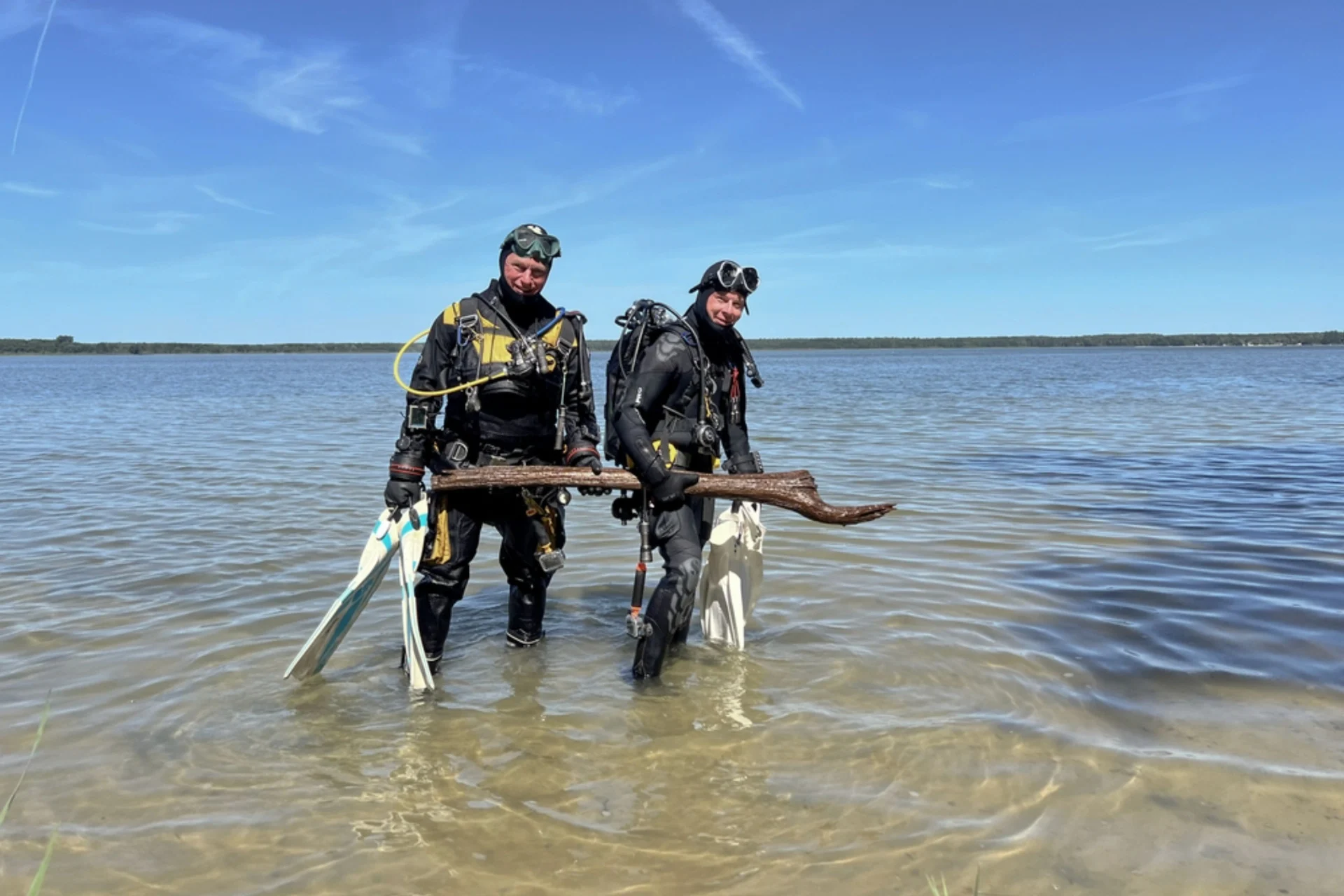 Divers Discover 10,500-Year-Old Wood That May Rewrite the Story of Hunter-Gatherers