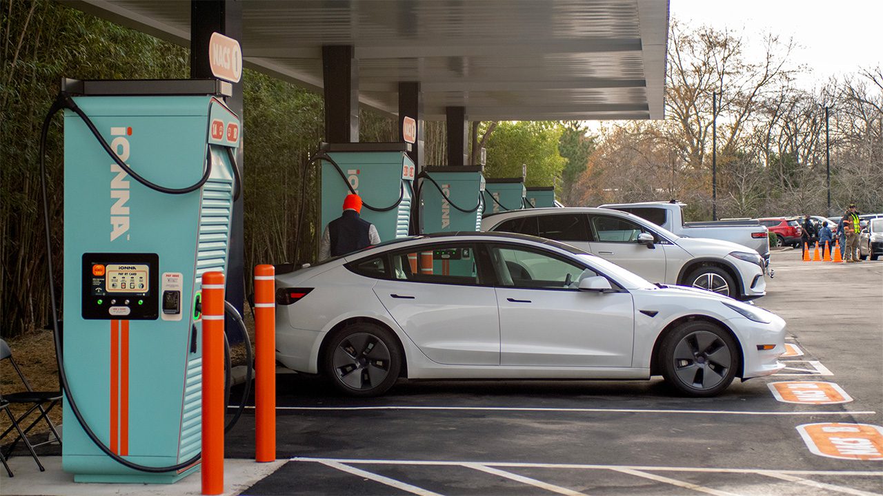 EV charging consortium IONNA continues to grow its network—with no proprietary app
