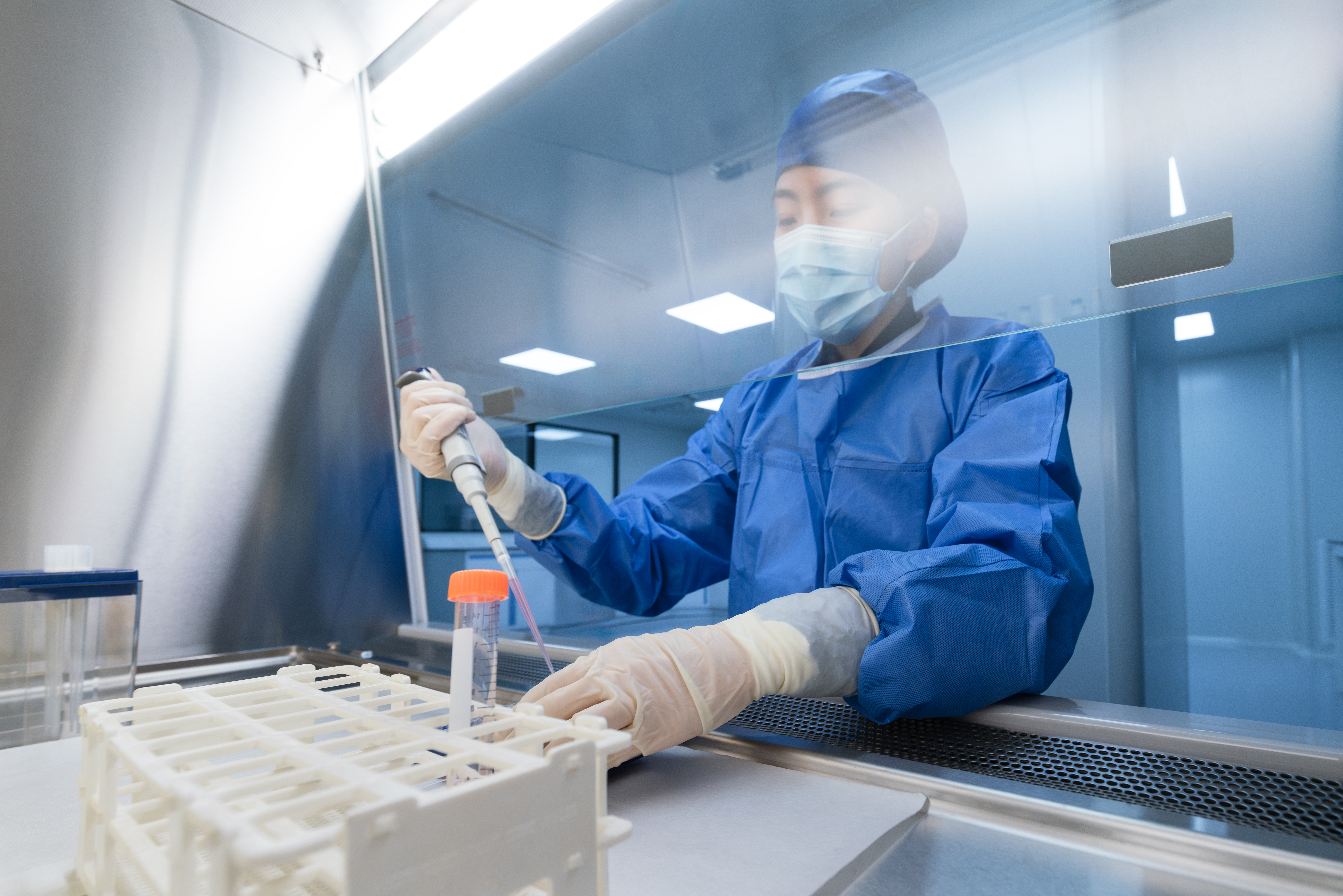Mass quarantine issued in Russia after unexplained death of plague researcher