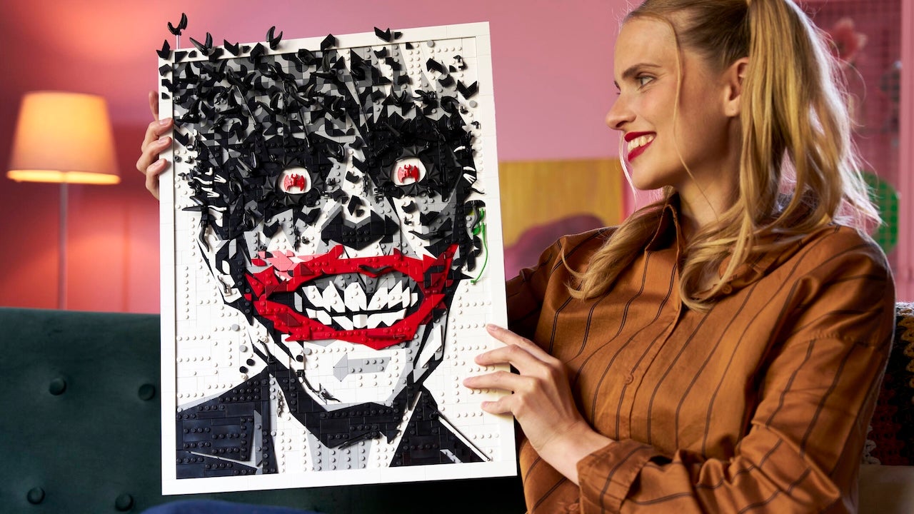 3 New Batman LEGO Sets Announced, Including Wall Art of an Iconic Joker Comic Cover