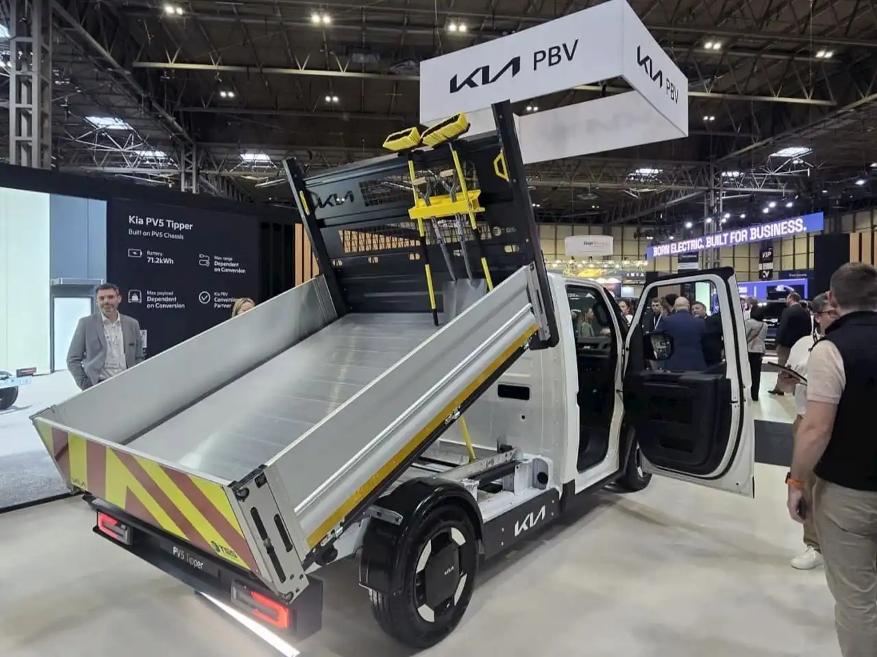 The Kia PV5 makes for a ridiculously cool dump truck