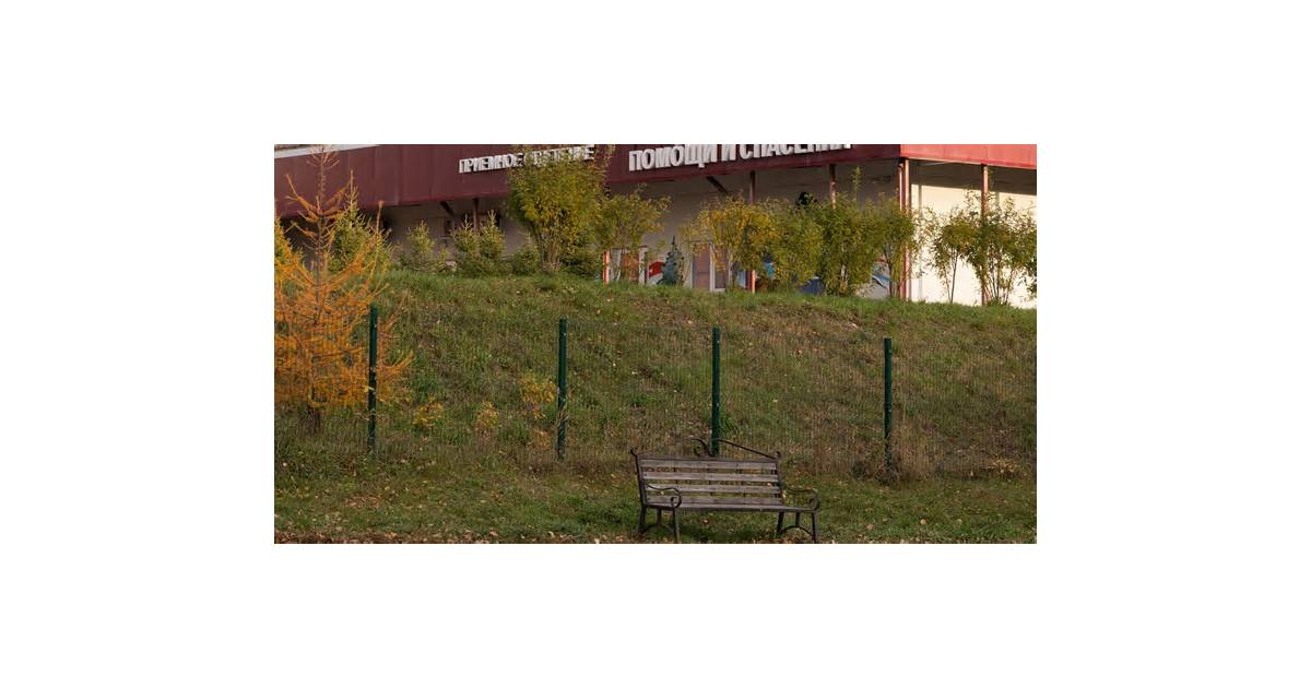 Dozens quarantined in Siberia after plague institute lab worker dies