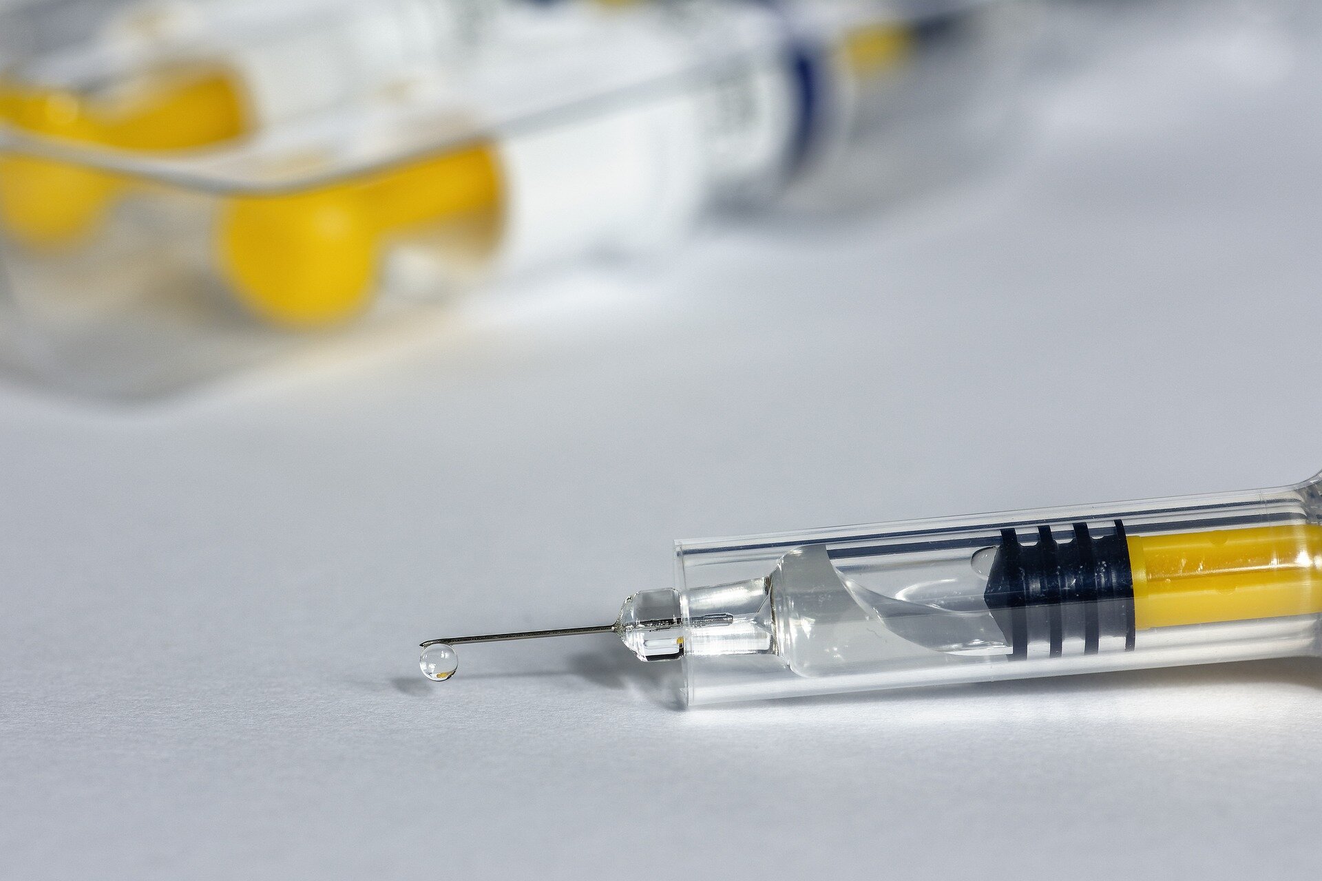 Examining political differences in perceptions of vaccine safety and effectiveness