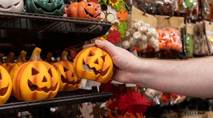 How retailers can win over budget-conscious shoppers this Halloween