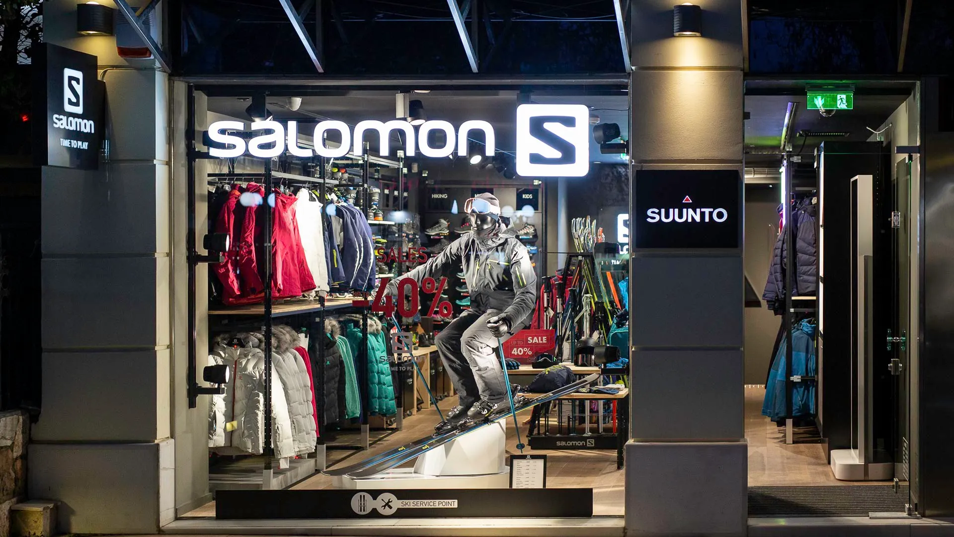 Salomon Expands Womens Footwear Push Following Jisoo Seoul Campaign