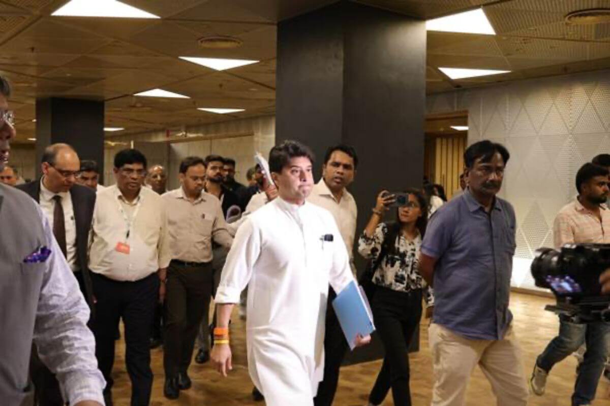 Union Minister of Communications Jyotiraditya Scindia Reviews Final Preparations for IMC 2026