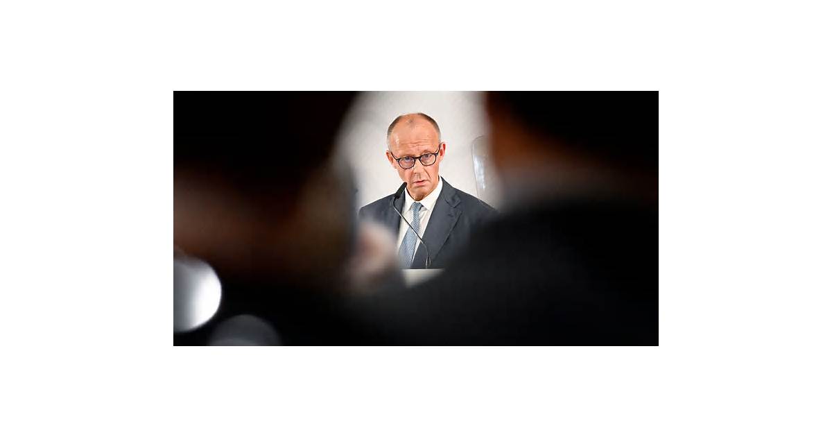 German Government in Danger as Parties Fight Over Tax Hikes