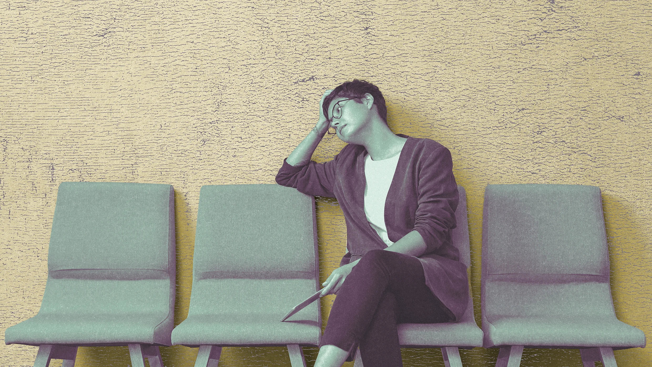 How to get a job in this ‘low-hire, low-fire’ market