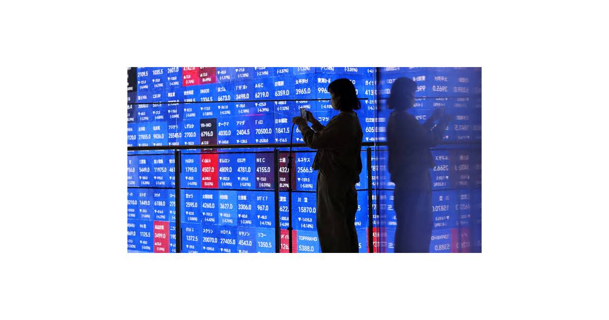 Stocks climb, yields retreat from multi-decade highs