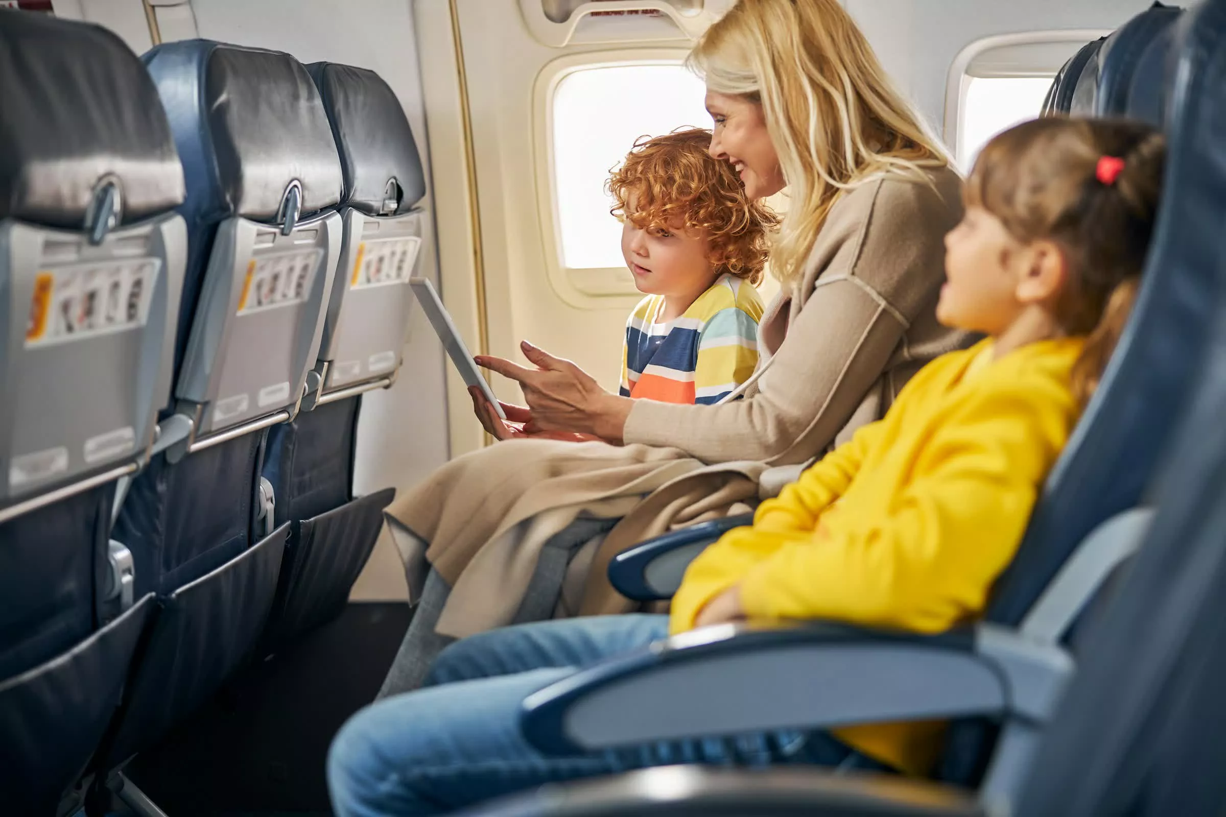 Google reveals exactly when travelers should book Thanksgiving and Christmas flights for the lowest fares