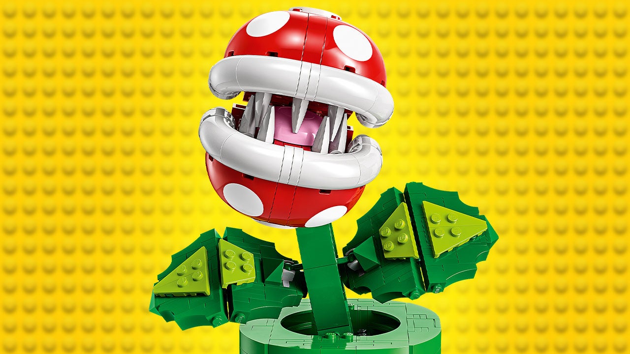 The Possibly Discontinued LEGO Super Mario Piranha Plant Is 31% Off at Target