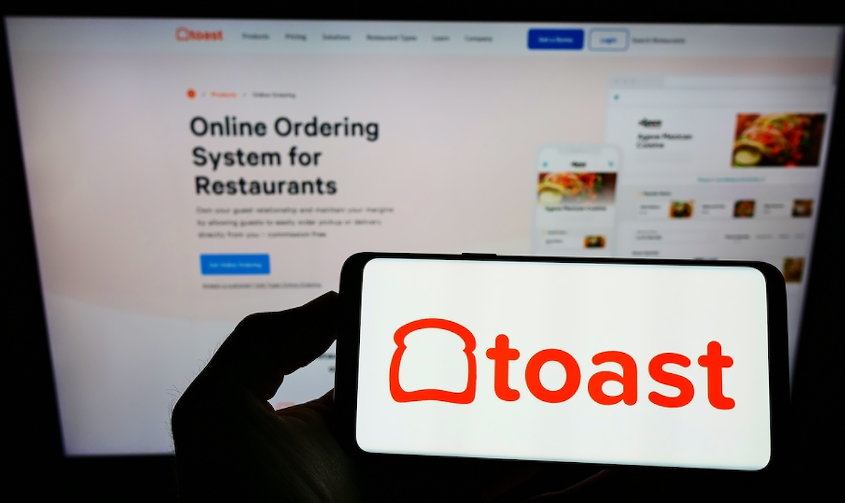 Toast Deploys AI Labor Management Tools for Restaurateurs