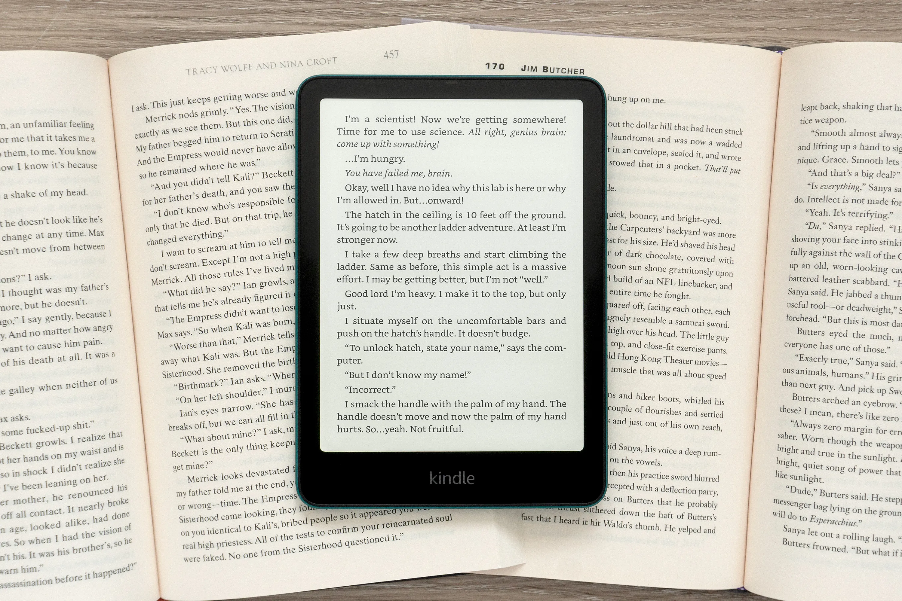 Amazon’s last-gen Kindle Paperwhite is 30 percent off