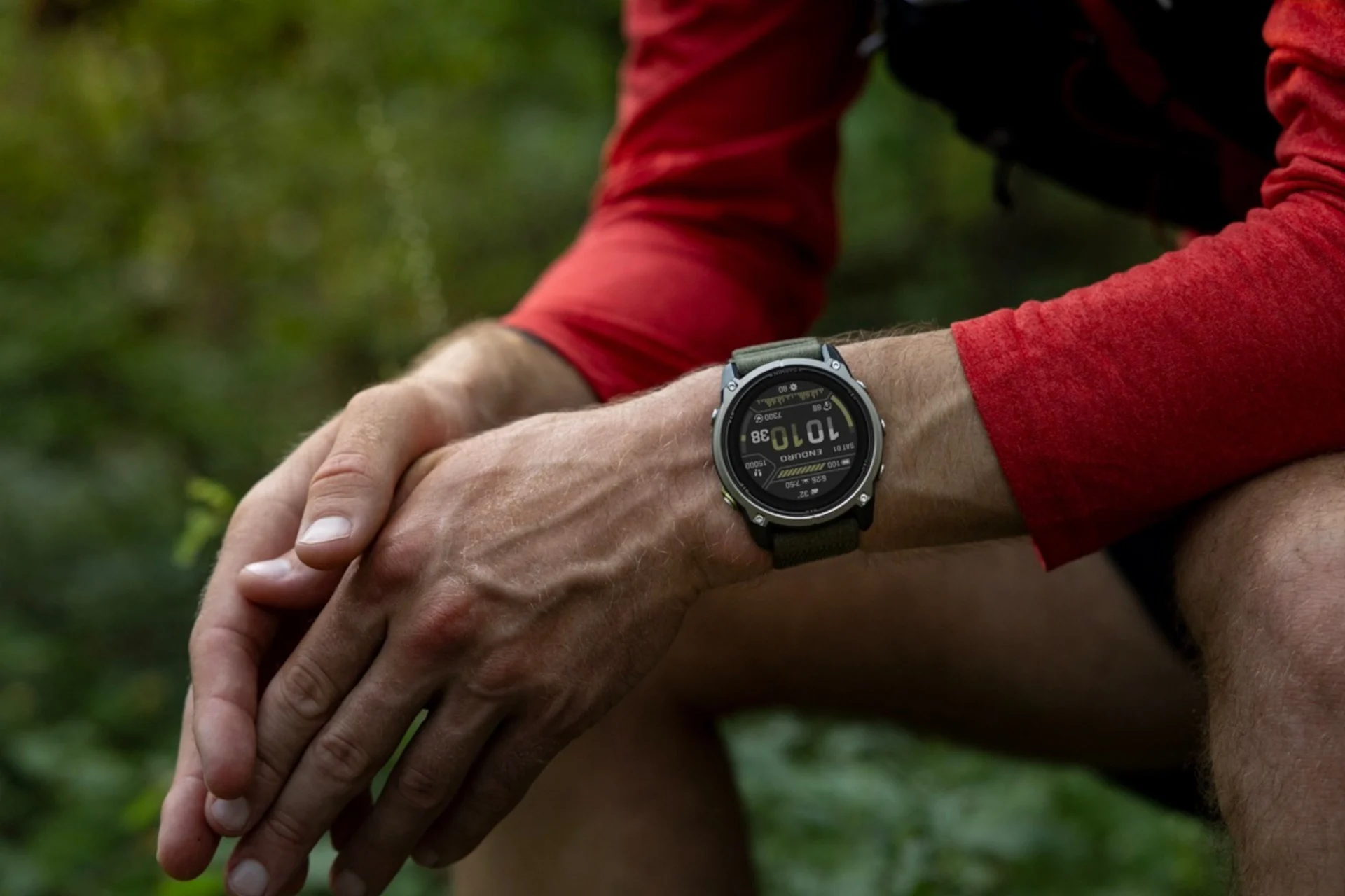 Garmin’s New Smartwatch Has Battery Life That Laps the Apple Watch Ultra 4