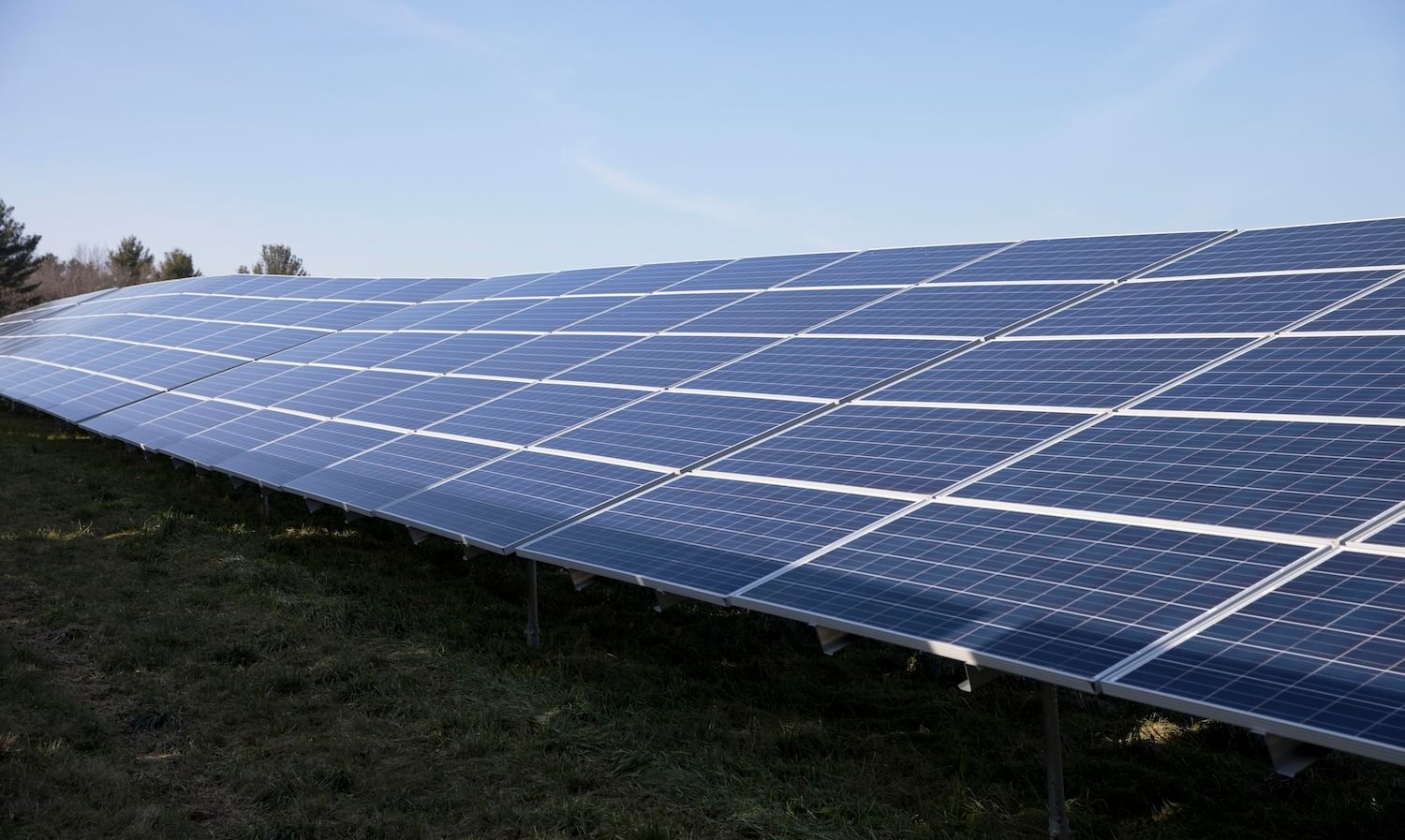 Connecticut’s solar ambitions hit skepticism from a major utility