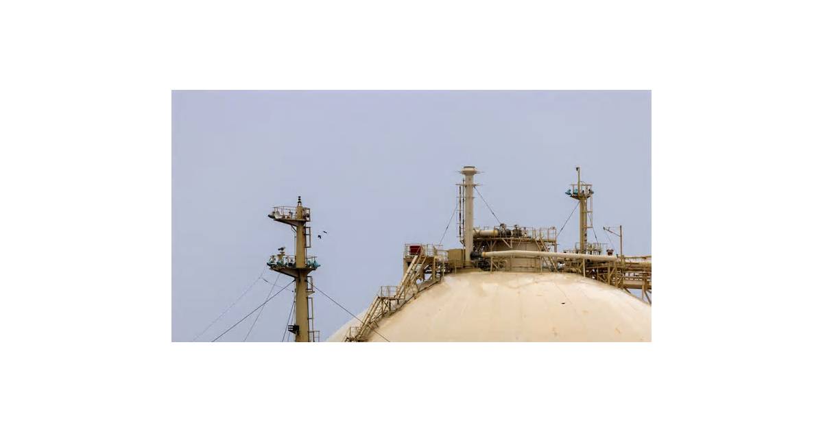 Qatar Brings Empty LNG Ships Into Gulf in Potential Export Boost