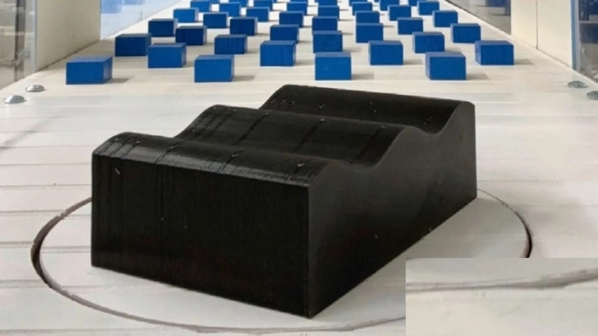 Wave-shaped walls could cut hurricane wind damage to buildings by up to 60%